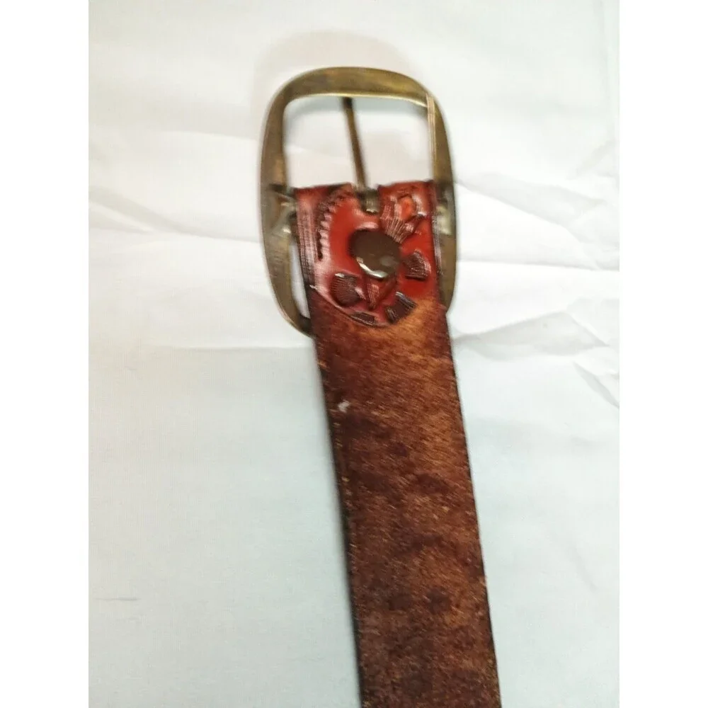 Vintage 90s Made in USA Floral Tooled Leather Belt 18-3222 Solid Brass Buckle